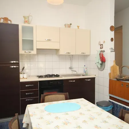 Seaside House Verunic, Dugi Otok - 8126 Holiday home Veli Rat