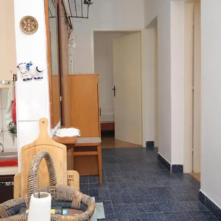 Seaside House Verunic, Dugi Otok - 8126 Holiday home Veli Rat